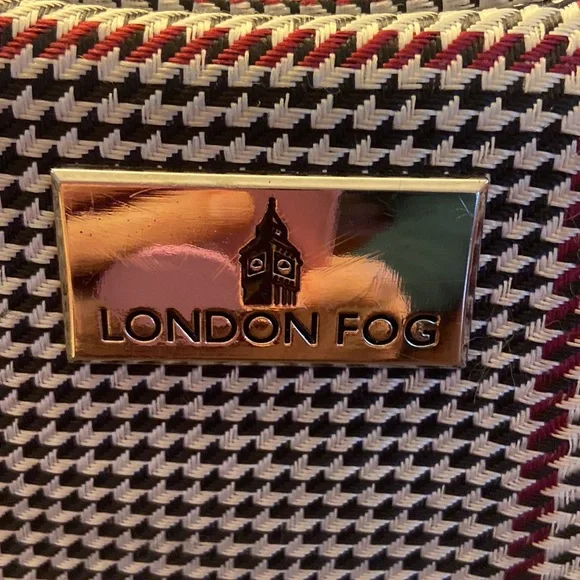 London fog Andover Bag - Picture 2 of 10